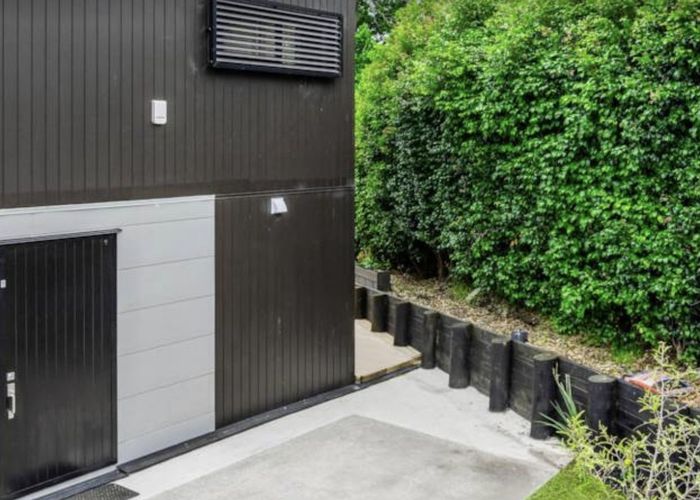  at 9/10 Hutchinsons Road, Bucklands Beach, Auckland