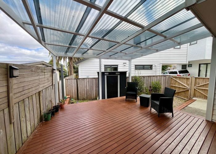  at 1D Ohira Place, Henderson, Waitakere City, Auckland