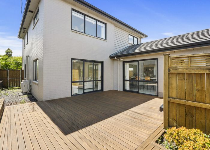  at 15 Barbarich Drive, Stonefields, Auckland City, Auckland