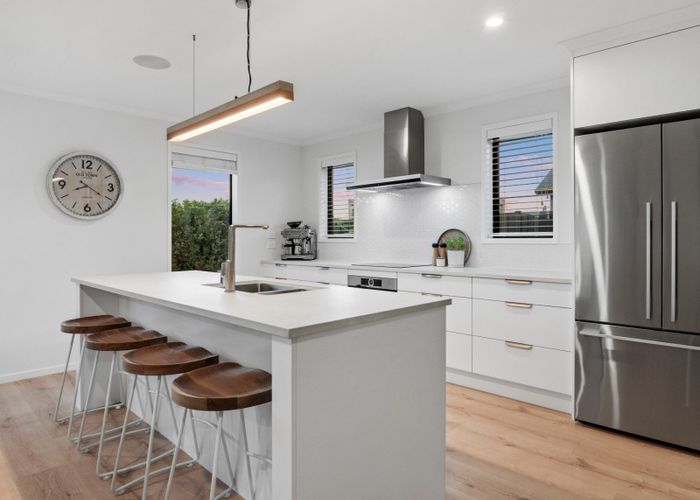  at 6 RABY LANE, Pyes Pa, Tauranga