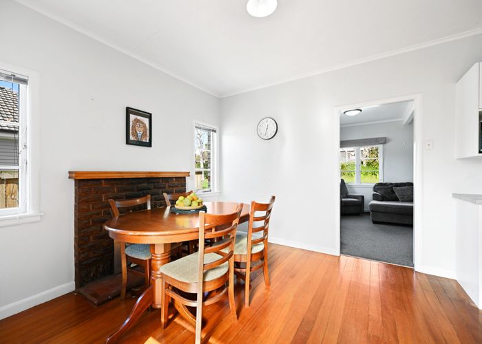  at 3 Kakanui Avenue, Hillcrest, Hamilton