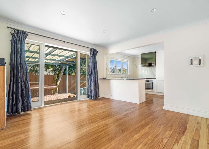  at 1/110 Lynwood Road, New Lynn, Waitakere City, Auckland