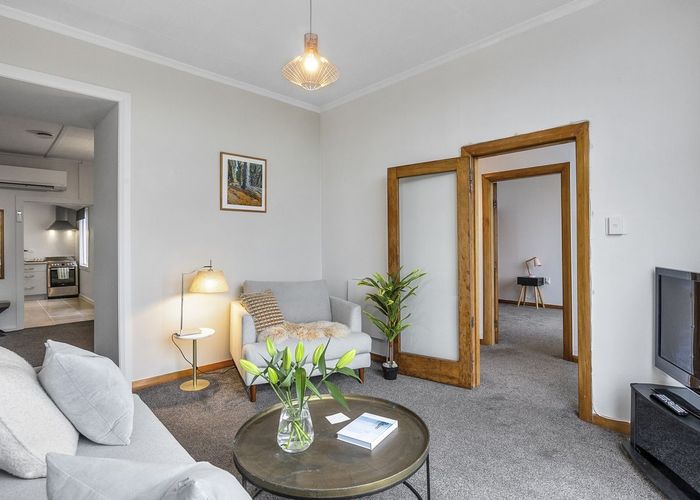  at 98 Canongate, Dunedin Central, Dunedin