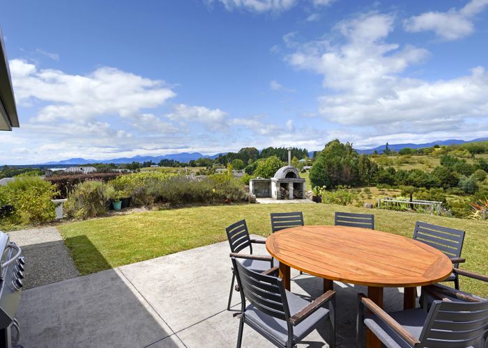  at 59 Redvale Road, Redwood Valley