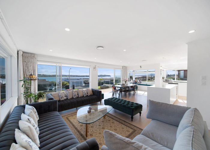  at 1/26 Waller Avenue, Bucklands Beach, Auckland