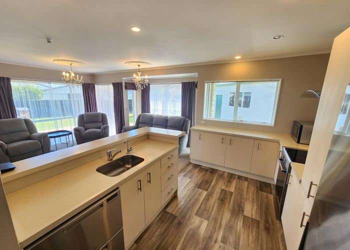  at 24 Willowstream Grove, Cloverlea, Palmerston North