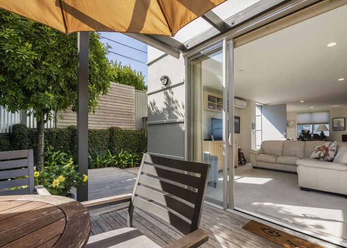  at 10/31 Byron Avenue, Takapuna, Auckland