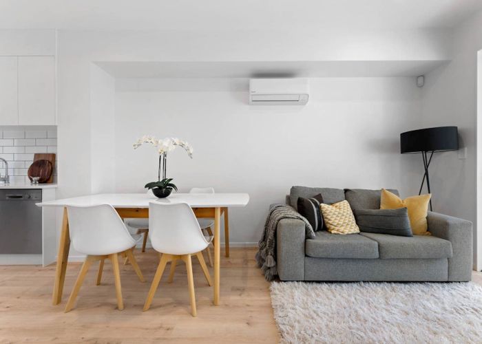  at 6/22 Takapu Street, Henderson, Waitakere City, Auckland