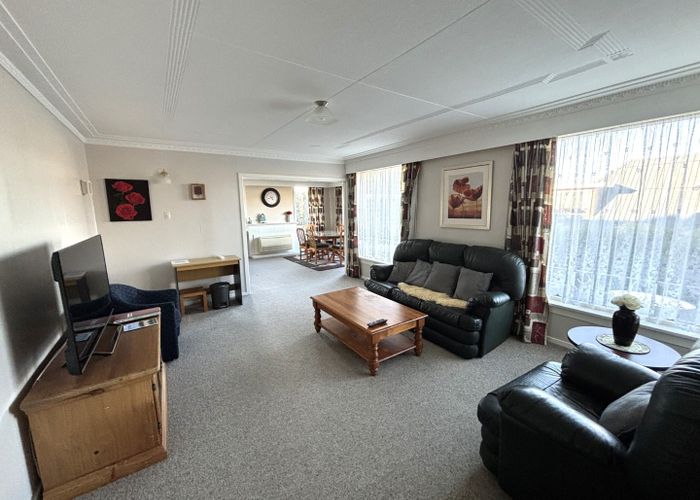  at 20 Preston Crescent, Belleknowes, Dunedin, Otago