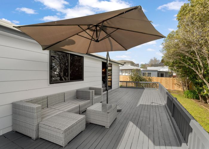  at 49A Larnoch Road, Henderson, Waitakere City, Auckland