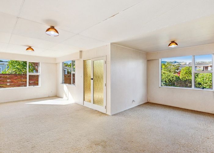  at 11A Kingswood Grove, Raumati Beach, Paraparaumu