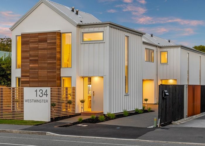  at 2/134 Westminster Street, St Albans, Christchurch