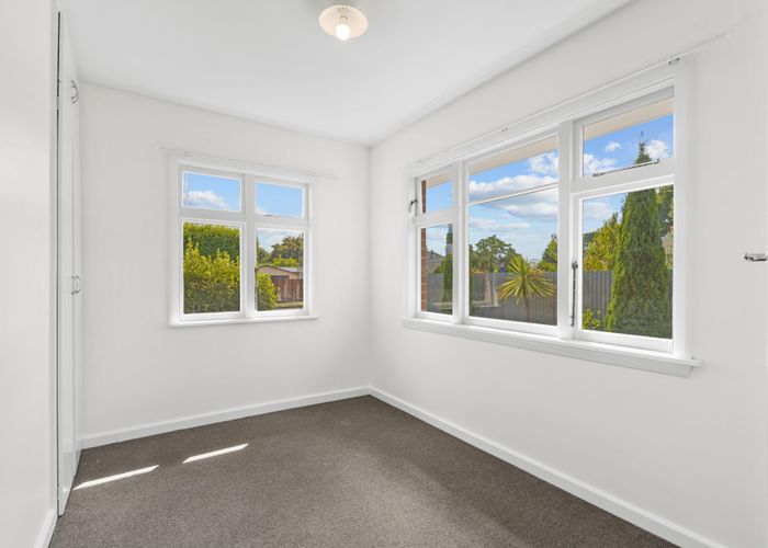  at 18 Owens Terrace, Upper Riccarton, Christchurch