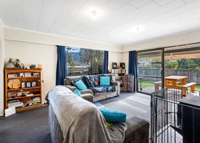  at 2/79 Gemstone Drive, Birchville, Upper Hutt