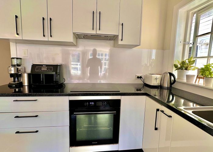  at 23 Clifton Terrace, Kelburn, Wellington