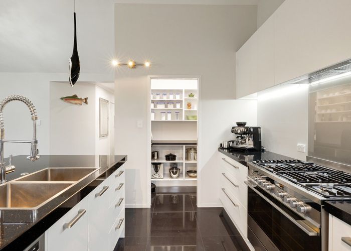  at 4 Bos Crescent, Flagstaff, Hamilton, Waikato