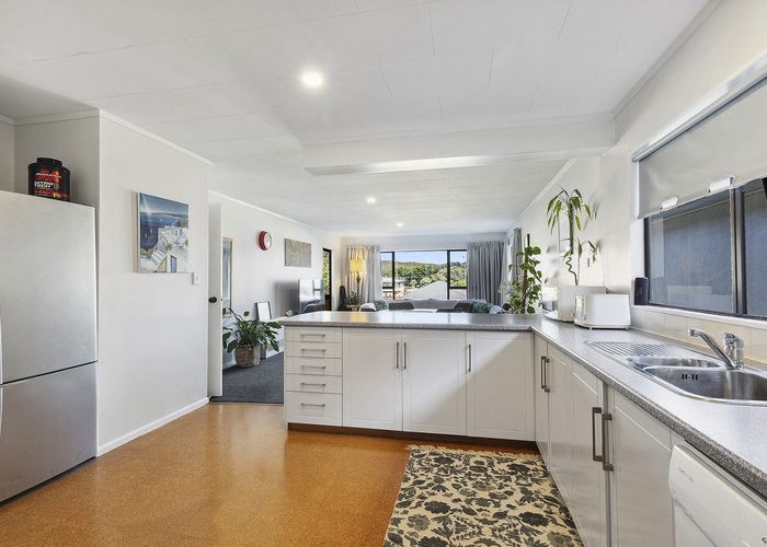  at 5/24 Acheron Road, Paremata, Porirua