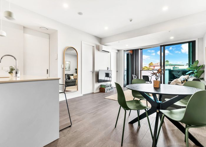  at 2x/1 Enfield Street, Mount Eden, Auckland City, Auckland