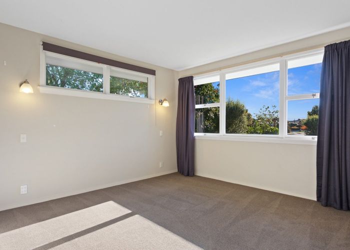  at 2 Gloaming Place, Sockburn, Christchurch City, Canterbury