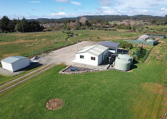  at 15 Havill Drive, Awatuna