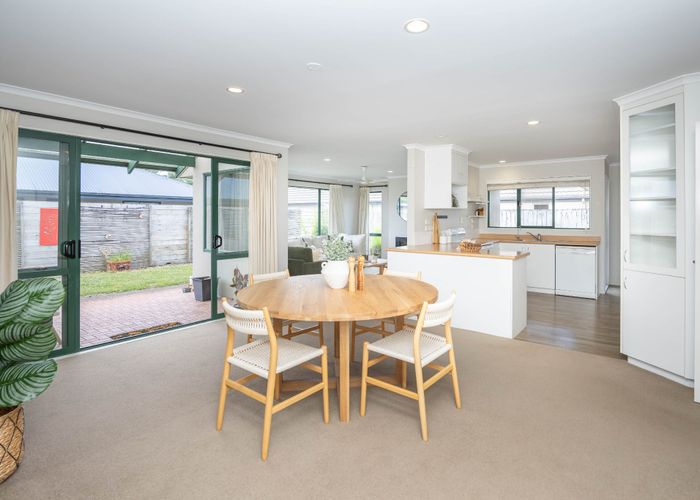  at 7 Grasmere Court, Huntington, Hamilton, Waikato