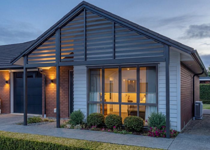  at 10 Easby Way, Flagstaff, Hamilton, Waikato