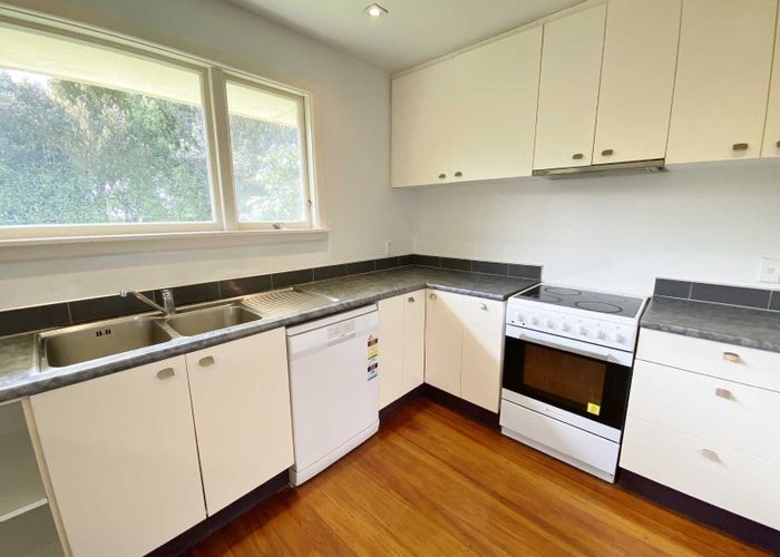  at 7 Reading Street, Upper Riccarton, Christchurch