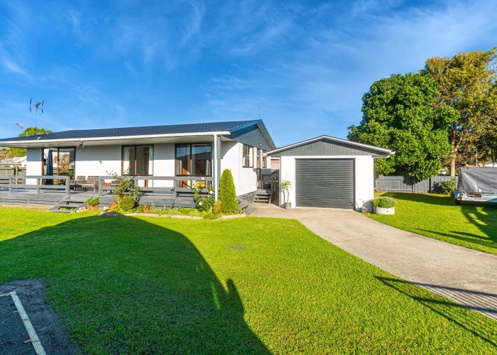  at 6 Longstead Avenue, Papamoa Beach, Papamoa