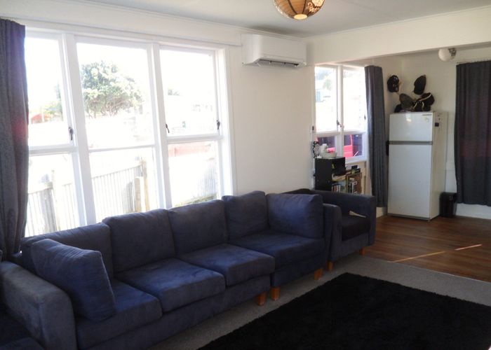  at Warspite Ave, Waitangirua, Porirua, Wellington