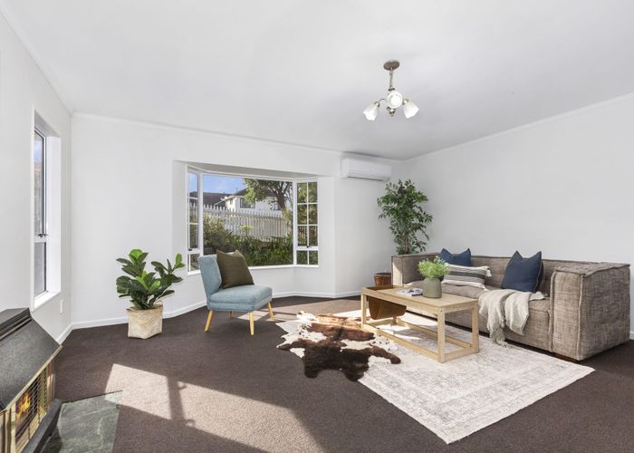  at 44 Joseph Banks Drive, Whitby, Porirua