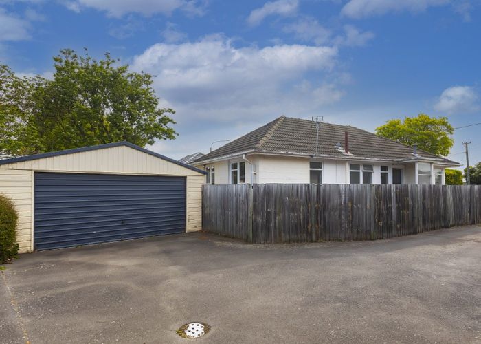 at 142 Grahams Road, Burnside, Christchurch