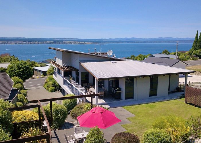  at 18 Wakeman Road, Acacia Bay, Taupo