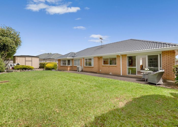  at 10 Castlemaine Close, Dannemora, Manukau City, Auckland
