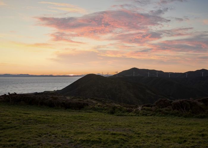  at 89 Te Wai Komaru Way, Mākara, Wellington