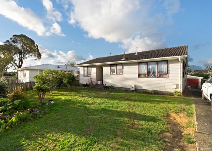  at 89 Yates Road, Mangere East, Auckland