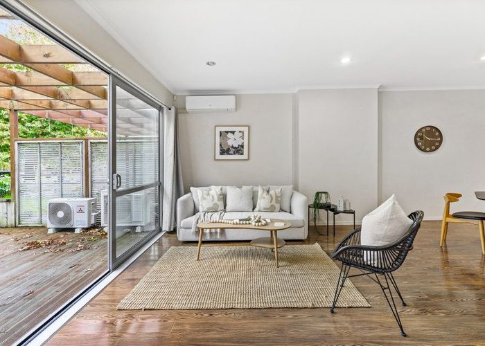  at 11 Kauri Drive, Takanini, Papakura, Auckland