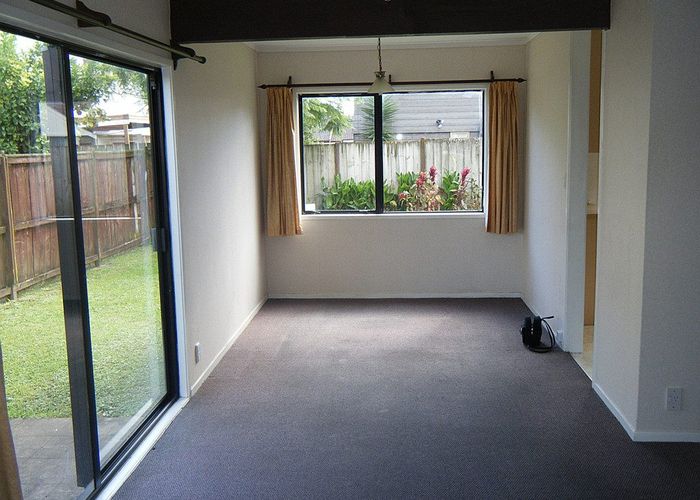  at 11B Highland Park Drive, Highland Park, Manukau City, Auckland