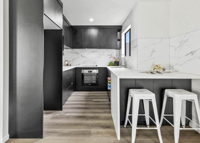  at 1/83 Station Road, Papatoetoe, Manukau City, Auckland