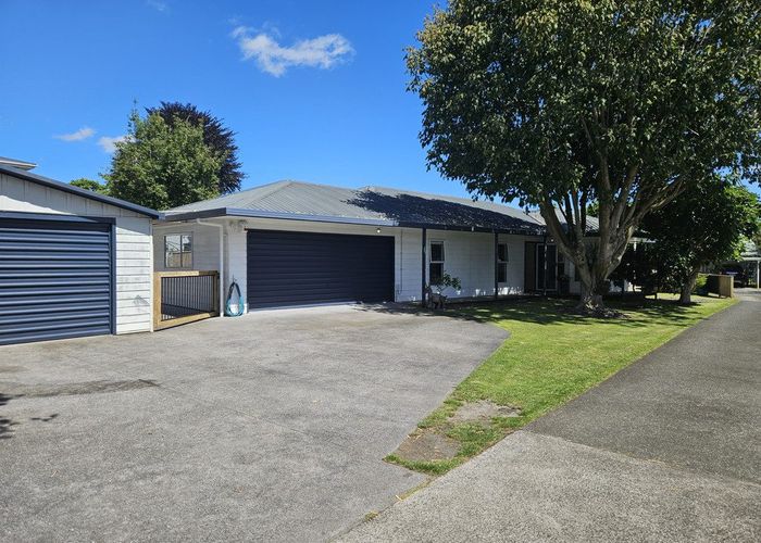  at 63A Beach Road, Pahurehure, Papakura, Auckland