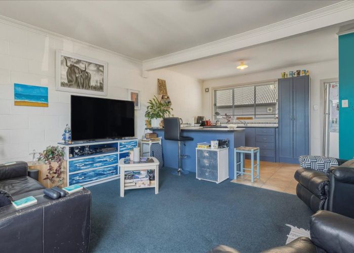  at 2/18 May Street, Mount Maunganui, Tauranga, Bay Of Plenty