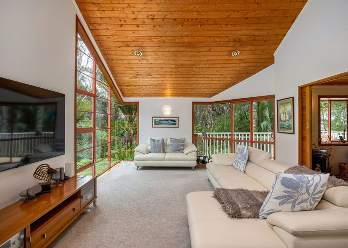  at 109 Huia Road, Titirangi, Waitakere City, Auckland