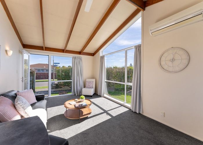  at 1/1 Westmorland Place, Bishopdale, Christchurch City, Canterbury