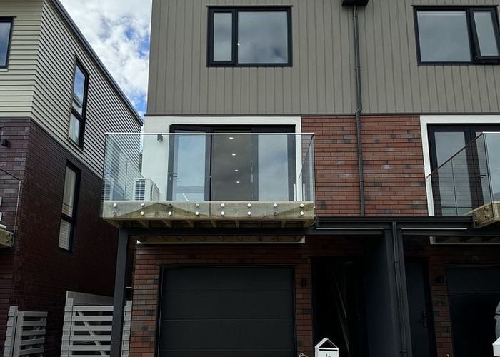  at 16 Te Puketoka Lane, Mangere, Manukau City, Auckland