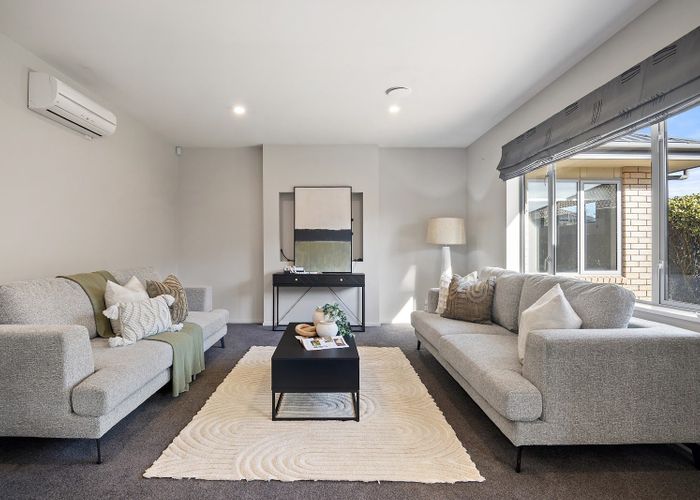  at 10 St Peters Close, Woolston, Christchurch City, Canterbury