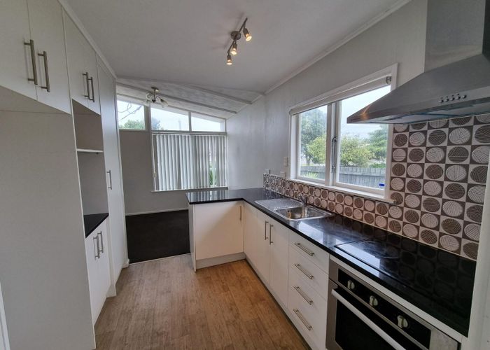  at 111 Weymouth Road, Manurewa, Auckland