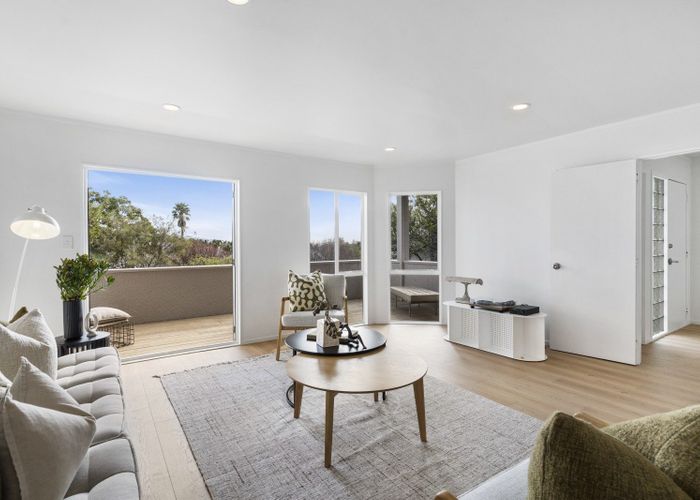  at 1/49 Sentinel Road, Herne Bay, Auckland City, Auckland