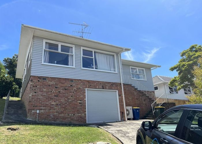  at 33 Lingfield Street, Glenfield, North Shore City, Auckland