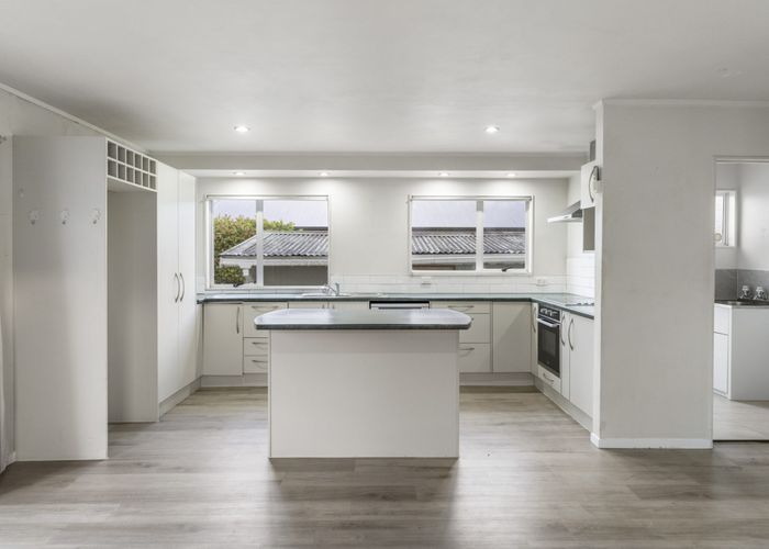  at 9b Gloucester Road, Manurewa, Manukau City, Auckland