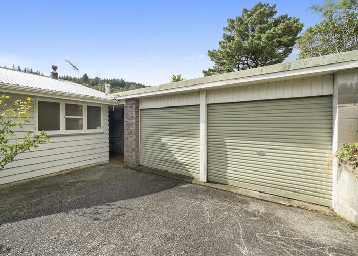  at 239 Plateau Road, Te Marua, Upper Hutt