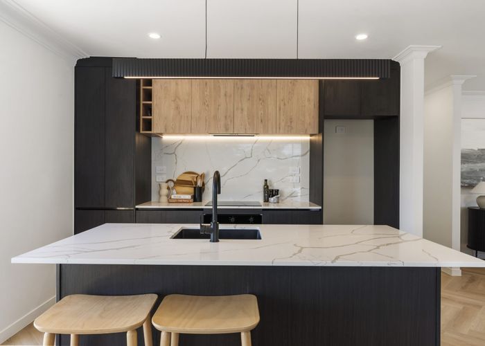  at 1/185 Shakespeare Road, Milford, Auckland